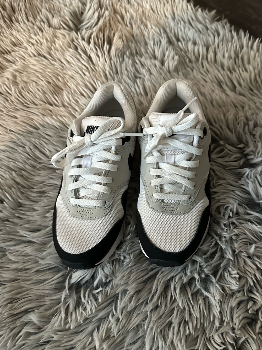 Nike Kids White, Black and Light Gray Low-Top Sneakers